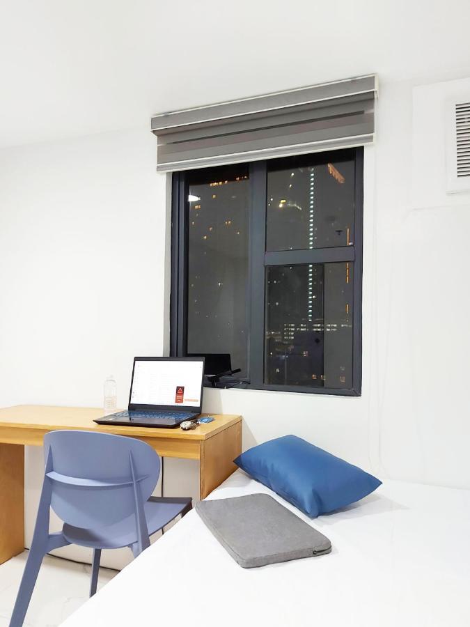 Airobedz Mckinley - Near Sm Aura Hotel Manila Ngoại thất bức ảnh