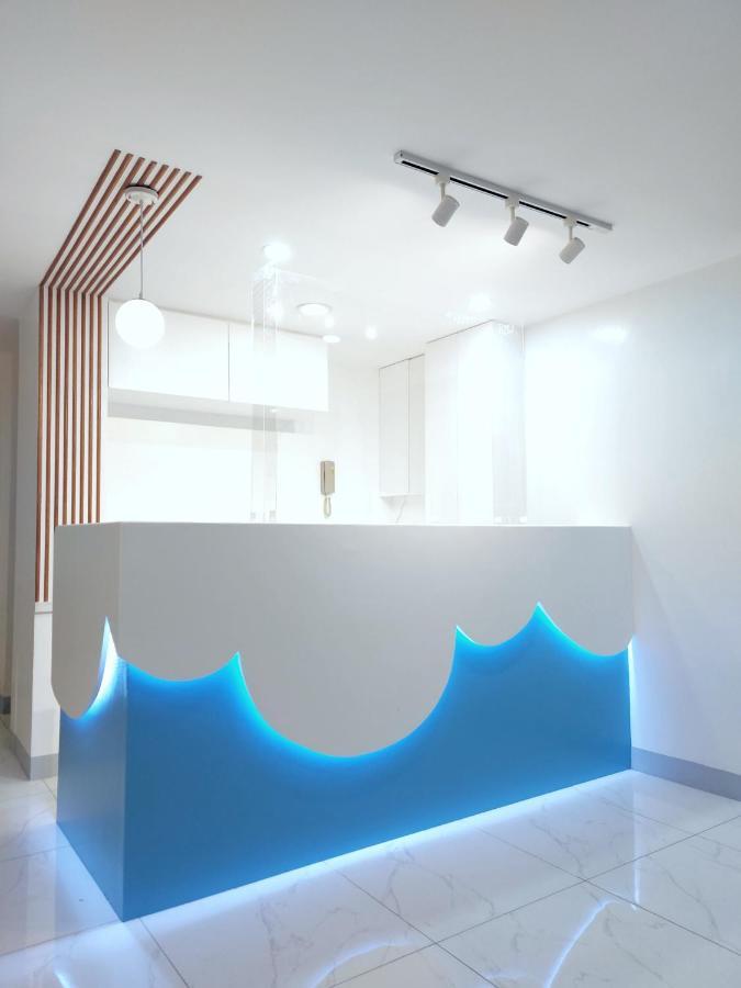 Airobedz Mckinley - Near Sm Aura Hotel Manila Ngoại thất bức ảnh